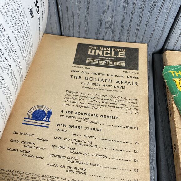 THE MAN FROM UNCLE/U.N.C.L.E. MAGAZINE Issue Vol 4.1, 2.5 + 1.4/ 1.6(Damaged) - Picture 3 of 13